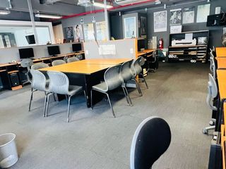Foto 10 de OPORTUNIDAD DE COMPRA  EXCELNTE UBICACION!!! VENTA MOERNA OFICINA .  Surquillo. LIMITE SAN ISIDRO