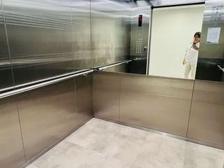 Foto 21 de OPORTUNIDAD DE COMPRA  EXCELNTE UBICACION!!! VENTA MOERNA OFICINA .  Surquillo. LIMITE SAN ISIDRO