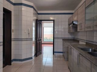 Foto 6 de Rento Casa 280 M2. Conjunto Lombarda. Quitgo Tenis.