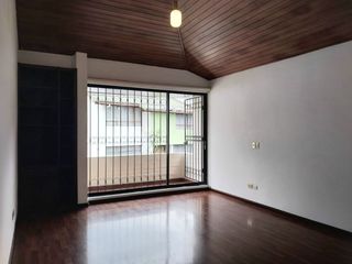 Foto 10 de Rento Casa 280 M2. Conjunto Lombarda. Quitgo Tenis.