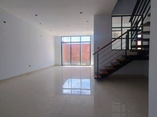 Foto 11 de URB. BOULEVARD DE MIRAFLORES COUNTRY CLUB  1