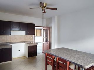 Foto 5 de Casa esquinera en alquiler-Urb.Portal al Sol.