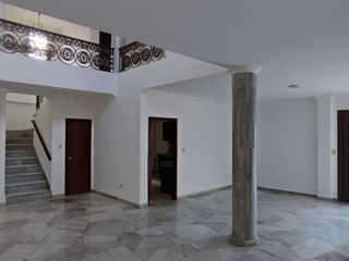 Foto 3 de Casa esquinera en alquiler-Urb.Portal al Sol.