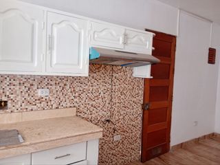 Foto 7 de VENTA DE AMPLIO DEPARTAMENTO-PRIMER PISO-EN VILLA MARIA DEL TRIUNFO