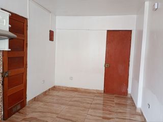 Foto 10 de VENTA DE AMPLIO DEPARTAMENTO-PRIMER PISO-EN VILLA MARIA DEL TRIUNFO