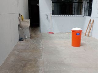 Foto 30 de VENTA DE AMPLIO DEPARTAMENTO-PRIMER PISO-EN VILLA MARIA DEL TRIUNFO