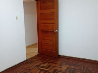 Foto 16 de VENTA DE AMPLIO DEPARTAMENTO-PRIMER PISO-EN VILLA MARIA DEL TRIUNFO