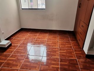 Foto 4 de ALQUILO PRACTICO DEPA EN 3ER PISO - SURCO PUEBLO