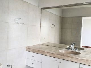 Foto 7 de 🏠🔥 ¡EXCLUSIVIDAD Y ELEGANCIA EN EL CORAZÓN DE SAN ISIDRO! 🔥🏠