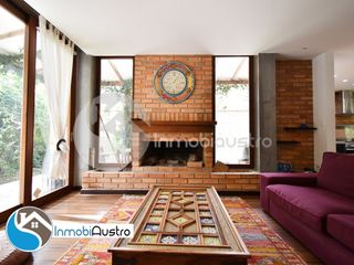 Foto 4 de Challuabamba, Venta de Hermosa Casa Estilo Rústico Moderno