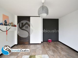 Foto 25 de Challuabamba, Venta de Hermosa Casa Estilo Rústico Moderno