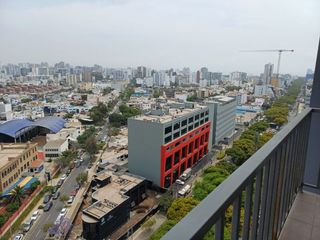 Foto 14 de Vendo departamento con cochera a media cuadra de Real Plaza Salaverry
