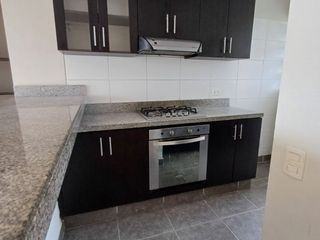 Foto 17 de Vendo departamento con cochera a media cuadra de Real Plaza Salaverry