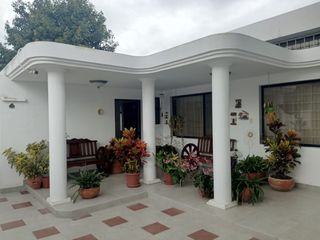 Casa en Venta en Mitad Del Mundo