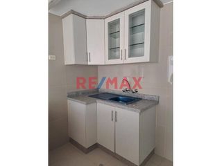 Foto 2 de Se Alquila Oficina En Zona Tranquila Ideal Para Consultorio