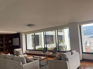 Foto 1 de Departamento de renta o venta sector González Suárez, 2 dorms con baño, preciosa vista a la ciudad