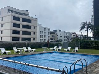 Foto 12 de Departamento de renta o venta sector González Suárez, 2 dorms con baño, preciosa vista a la ciudad
