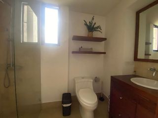 Foto 11 de Departamento de renta o venta sector González Suárez, 2 dorms con baño, preciosa vista a la ciudad