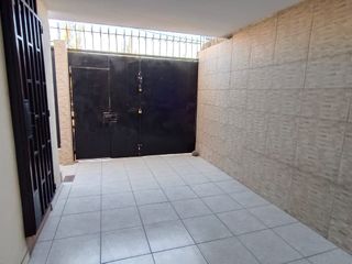 Foto 6 de ¡¡¡Vendo Linda Casa Ubicada En Cerro Colorado Cerca Al Centro Comercial Plaza Arequipa Norte!!!