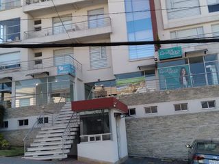 Foto 4 de RENTA LOCAL COMERCIAL 33m2, QUITO NORTE, SECTOR SANTA LUCIA, CALLE CIPRESES, CONJ. NOVARK STATUS.