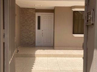 Foto 5 de ¡Casa espaciosa en renta-excelente ubicación!