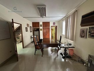Foto 3 de Edificio para oficina o negocio Urdesa Central Guayaquil