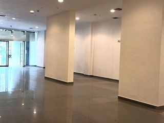 Foto 14 de Excelente Local Comercial en primer piso del Edificio Empresarial Benavides