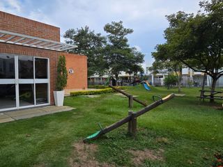 Foto 2 de SE VENDE CASA EN EL CASTILLO, CONJUNTO CERRADO EN JAMUNDI