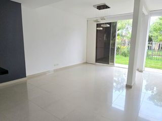 Foto 15 de SE VENDE CASA EN EL CASTILLO, CONJUNTO CERRADO EN JAMUNDI