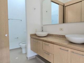 Foto 38 de SE VENDE CASA EN EL CASTILLO, CONJUNTO CERRADO EN JAMUNDI
