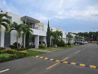 Foto 1 de SE VENDE CASA EN EL CASTILLO, CONJUNTO CERRADO EN JAMUNDI