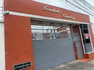 Foto 1 de Casa en venta, sector Mena del Hierro - Quito
