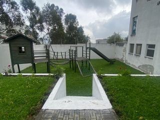 Foto 3 de Casa en venta, sector Mena del Hierro - Quito