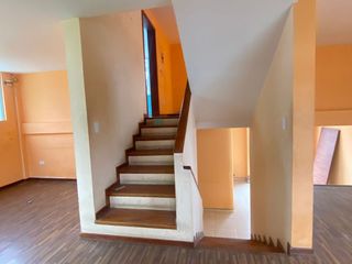 Foto 4 de Casa en venta, sector Mena del Hierro - Quito
