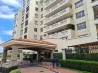 Foto 2 de Venta de parqueo, sector Quito Tenis - Quito