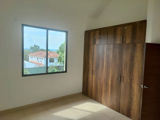 Foto 7 de Venta Casa en Lago de Capeira Vía a Daule Guayaquil - C357