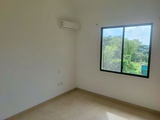 Foto 8 de Venta Casa en Lago de Capeira Vía a Daule Guayaquil - C357