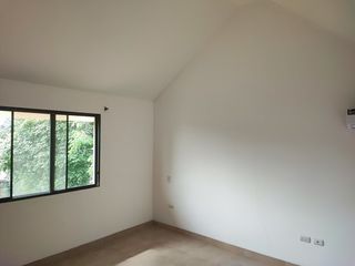 Foto 12 de Venta Casa en Lago de Capeira Vía a Daule Guayaquil - C357