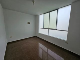 Foto 4 de AMPLIO DEPARTAMENTO EN ALQUILER -2DO -PISO-  MIRAFLORES COUNTRY CLUB – PIURA