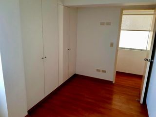 Foto 11 de Alquiler de acogedor departamento de 120m2 en Miraflores