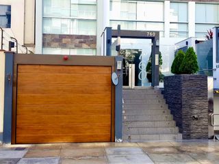 Foto 1 de Alquiler de acogedor departamento de 120m2 en Miraflores