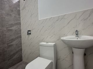 Foto 6 de Venta Departamento DUPLEX San Juan de Miraflores de 3 Dormitorios, Terraza y Estacionamiento