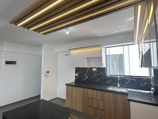 Foto 4 de Venta Departamento DUPLEX San Juan de Miraflores de 3 Dormitorios, Terraza y Estacionamiento