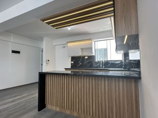 Foto 5 de Venta Departamento DUPLEX San Juan de Miraflores de 3 Dormitorios, Terraza y Estacionamiento