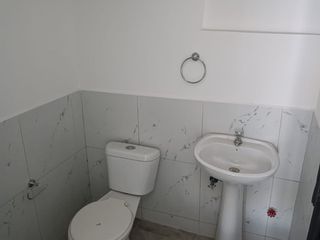 Foto 5 de RENTO LOCAL EN UBICACIÓN ESTRATÉGICA, COMERCIAL