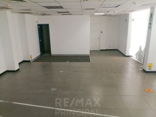 Foto 3 de VENTA DE LOCAL COMERCIAL PARA EMPRESAS/BANCOS DE 461m2 - S.J.L