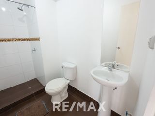 Foto 9 de Venta De Mini Departamento En El Cercado De Lima 40M2