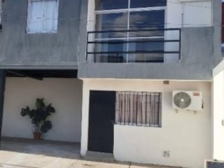 Foto 2 de VÓRTICE INMOBILIARIA ALQUILA DÚPLEX EN MAIPÚ, MENDOZA.-