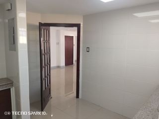 Foto 8 de DEPARTAMENTO EN VENTA LOMAS DE URDESA REMODELADO COMPLETO. AREA PRIVADA,SEGURA.