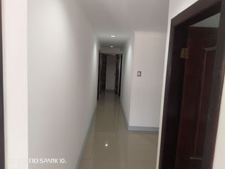Foto 11 de DEPARTAMENTO EN VENTA LOMAS DE URDESA REMODELADO COMPLETO. AREA PRIVADA,SEGURA.